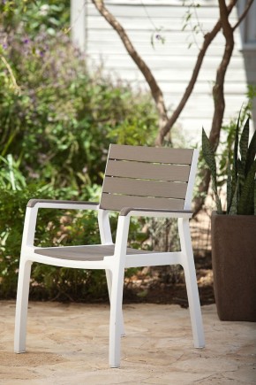 Стул c подлокотниками Гармония (Harmony armchair) белый-капучино в Сургуте - surgut.mebel24.online | фото 1